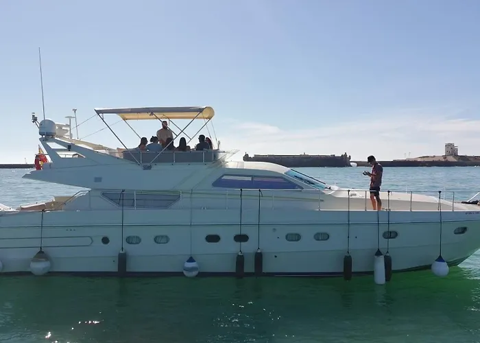 Bådhotel Captain Cangrejo Yacht