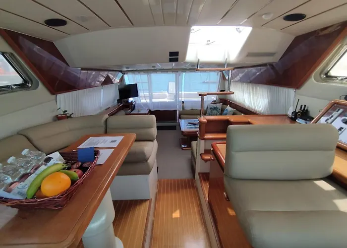 Captain Cangrejo Yacht * Kadyks