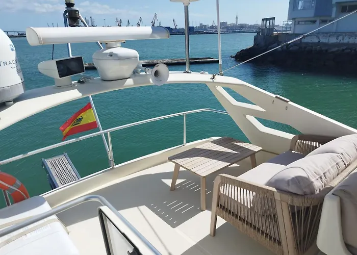 Hotel na wodzie Captain Cangrejo Yacht