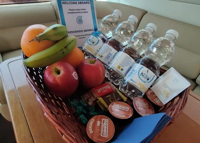 Hotel na wodzie Captain Cangrejo Yacht