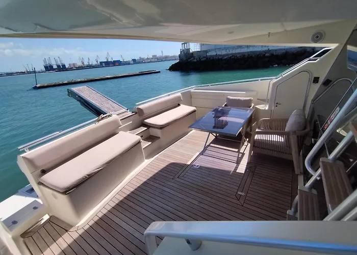 보트호텔 Captain Cangrejo Yacht *